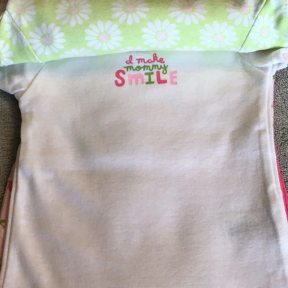 NWT Carter's Five Short Sleeve Bodysuits / Onesies - Picture 5 of 7